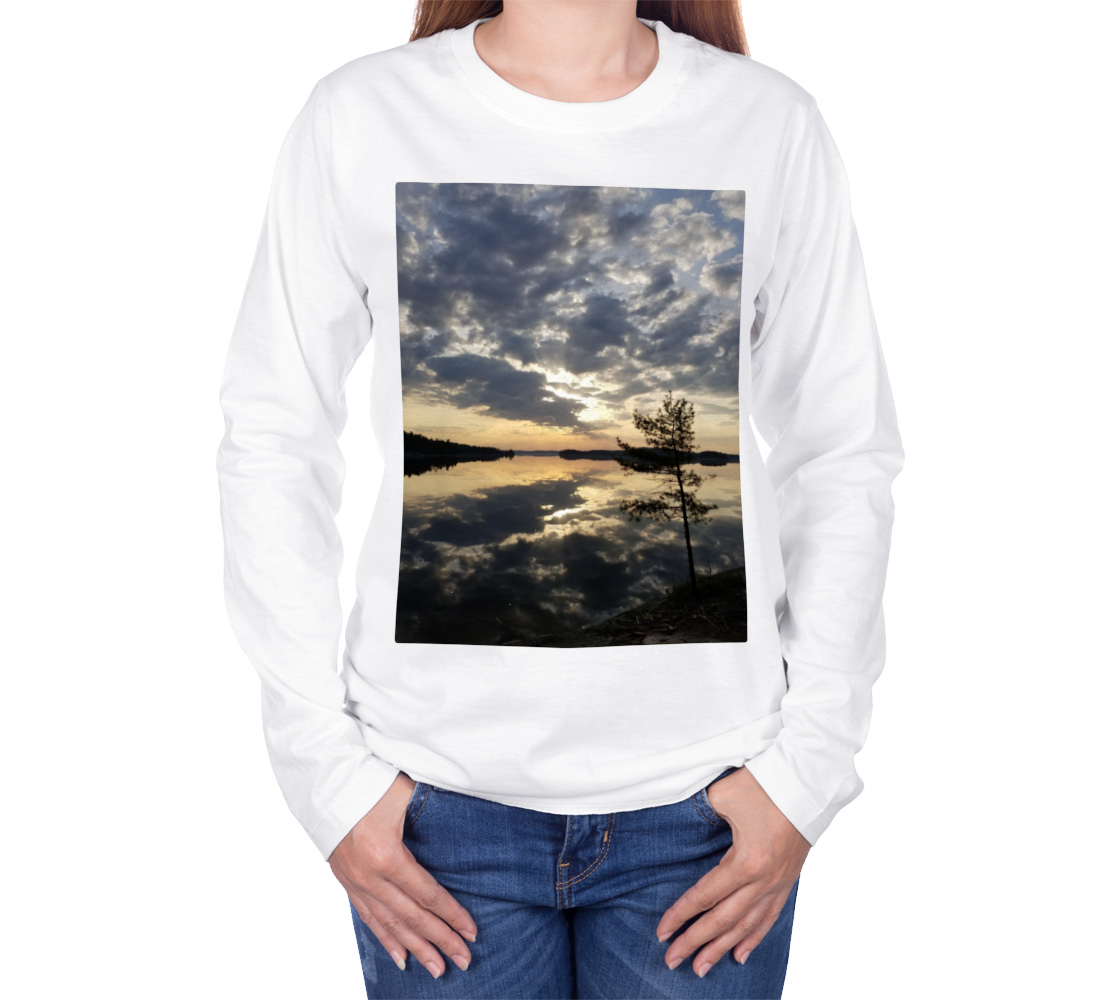 Mirror the Light long sleeve Tee